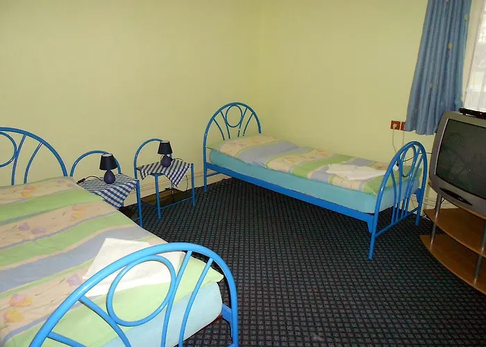 Pensionat Paradise 2*