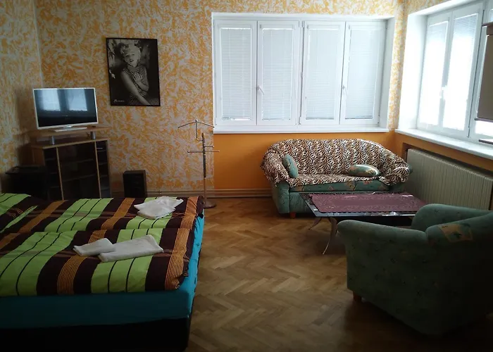 Paradise Pensionat 2*